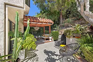 25962 Ernestine Ct, Laguna Hills, CA 92653 - Photo 30