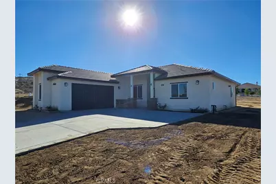 8630 Sahara, Phelan, CA 92371 - Photo 2