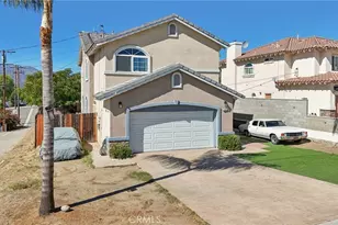 207 Campus Way, Lake Elsinore, CA 92530 - Photo 2