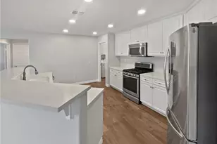 31846 Victoria Pl, Menifee, CA 92584 - Photo 18