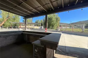 37220 Quarter Valley Rd, Temecula, CA 92592 - Photo 4