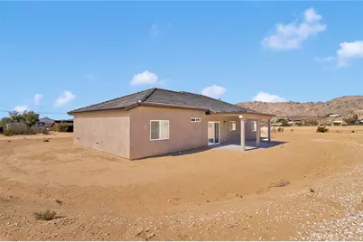 15575 Desert Star, Apple Valley, CA 92307 - Photo 20