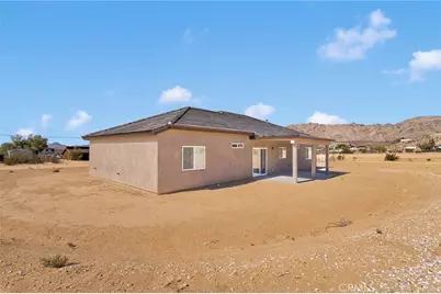 15561 Desert Star, Apple Valley, CA 92307 - Photo 20