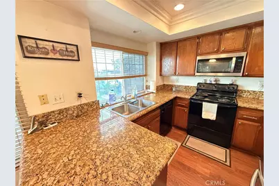 2413 S Parco Avenue, Ontario, CA 91761 - Photo 8