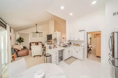 2649 Sunset, San Bernardino, CA 92407 - Photo 14