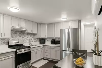 26297 Baseline #51, Highland, CA 92346 - Photo 2