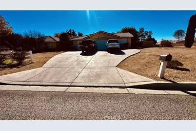 15358 Lookout, Victorville, CA 92307 - Photo 6