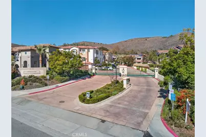 453 Country Club Drive #103, Simi Valley, CA 93065 - Photo 24