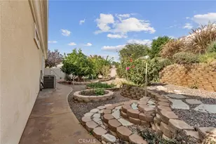 949 Pebble Beach Rd, Beaumont, CA 92223 - Photo 32