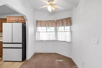 140 W Pioneer #100, Redlands, CA 92374 - Photo 12