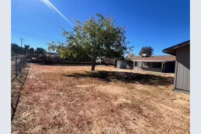 7387 Aster, Yucca Valley, CA 92284 - Photo 24