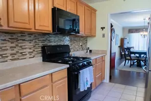 5665 Falling Leaf, Jurupa Valley, CA 92509 - Photo 10