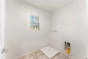 1762 Parkplace Ln, Riverside, CA 92501 - Photo 34