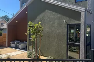 355 Newland, Los Angeles, CA 90042 - Photo 2