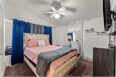138 Sir Damas Drive, Riverside, CA 92507 - Photo 14