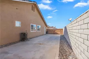 15493 Amber Pointe, Victorville, CA 92394 - Photo 42