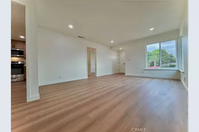 10160 Columbine Avenue, Montclair, CA 91763 - Photo 4