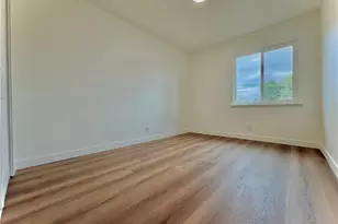 10160 Columbine Ave, Montclair, CA 91763 - Photo 12