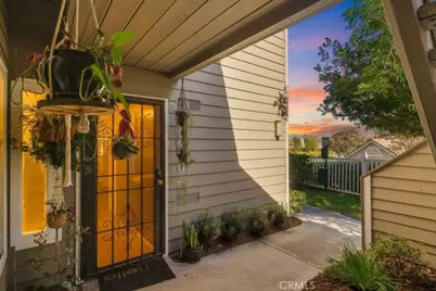 1059 Shadowridge Drive #1, Vista, CA 92081 - Photo 2