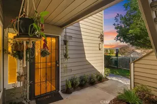 1059 Shadowridge Dr, Vista, CA 92081 - Photo 2