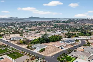 17549 Bretton Woods, Riverside, CA 92504 - Photo 38