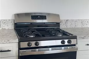 880 S State, Hemet, CA 92543 - Photo 14