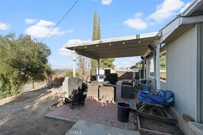 19078 Monterey, Hesperia, CA 92345 - Photo 38