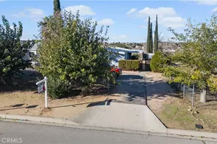 19078 Monterey, Hesperia, CA 92345 - Photo 4