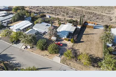 19078 Monterey, Hesperia, CA 92345 - Photo 6