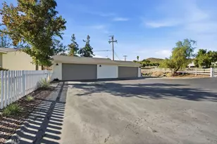 24765 Las Flores Dr, Canyon Lake, CA 92587 - Photo 24