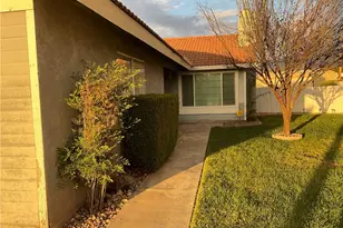 43970 Moonlighting, Hemet, CA 92544 - Photo 4