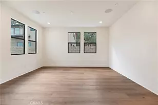 1029 N Staley Ln, Los Angeles, CA 90042 - Photo 10