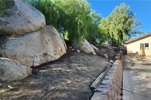 23729 Citrus Ave, Perris, CA 92570 - Photo 52