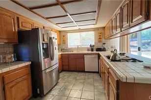 23729 Citrus Ave, Perris, CA 92570 - Photo 16