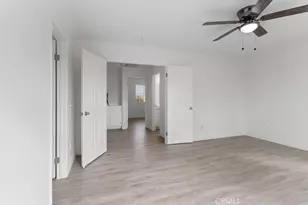 15611 Kadota, Victorville, CA 92395 - Photo 32