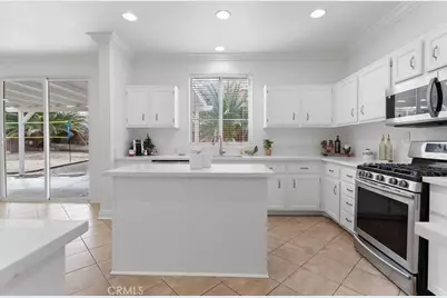 15611 Kadota, Victorville, CA 92395 - Photo 18