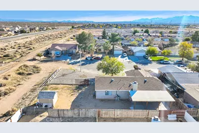 10450 Cimmeron Trail, Adelanto, CA 92301 - Photo 36