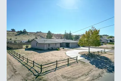 7855 Bangor Avenue, Hesperia, CA 92345 - Photo 8