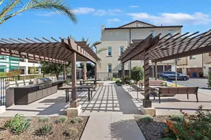 129 Dove Lndg, Covina, CA 91722 - Photo 34