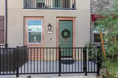 129 Dove Lndg, Covina, CA 91722 - Photo 2