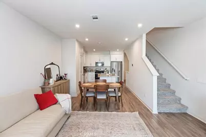 129 Dove Lndg, Covina, CA 91722 - Photo 8