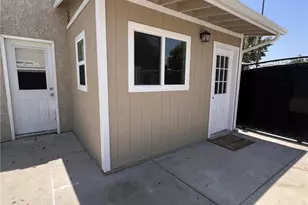 591 N Smoke Tree, Rialto, CA 92376 - Photo 20