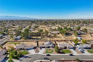 13322 Chenin Blanc Ct, Apple Valley, CA 92308 - Photo 46