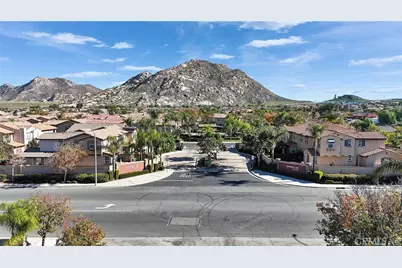 1607 Perennial Court, Perris, CA 92571 - Photo 38