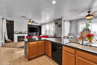 1607 Perennial Court, Perris, CA 92571 - Photo 8