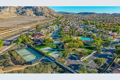 3902 Bluff, Perris, CA 92571 - Photo 44