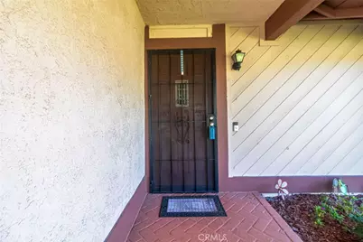 2074 Valleywood Street, Colton, CA 92324 - Photo 4