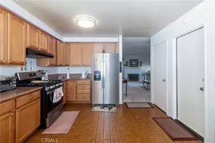 2074 Valleywood St, Colton, CA 92324 - Photo 10