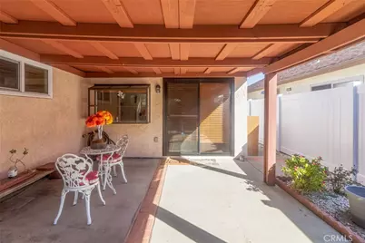 2074 Valleywood Street, Colton, CA 92324 - Photo 18