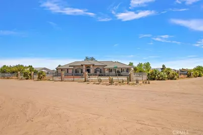 12730 Fir Street, Oak Hills, CA 92344 - Photo 42